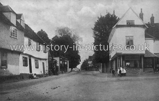 Braintree Road, Felsted, Essex. c.1906
